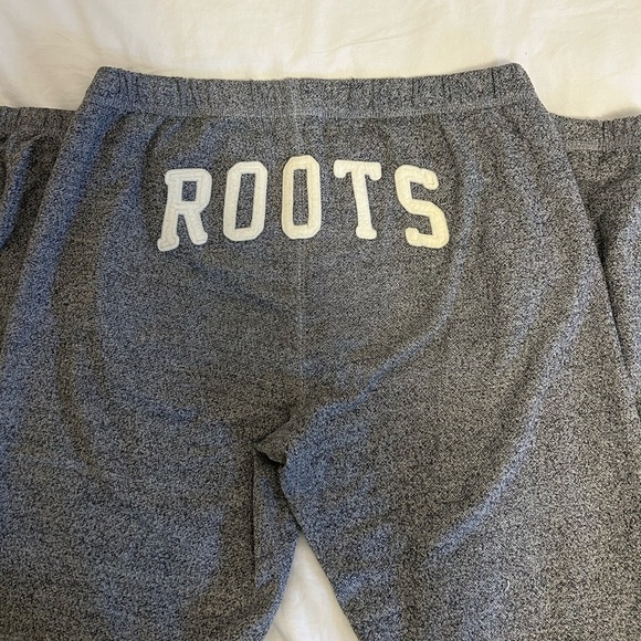 Roots Gray Sweatpants - Picture 2 of 2